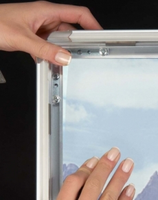 TU1349 Snap frame angolo retto B1 cm 70 x 100 