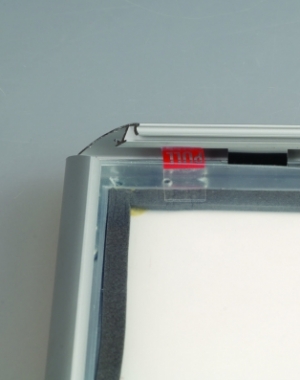 TUN0B2 Snap frame waterproof B2 50 x 70