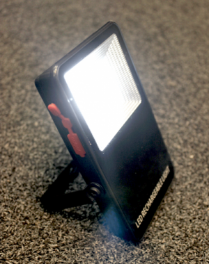 WS378 Faro LED ricaricabile 