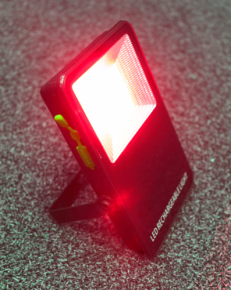 WS378 Faro LED ricaricabile 